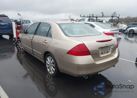 2006 Honda Accord 3.0 Ex из США, поврежденный, VIN 1HGCM66506A067421